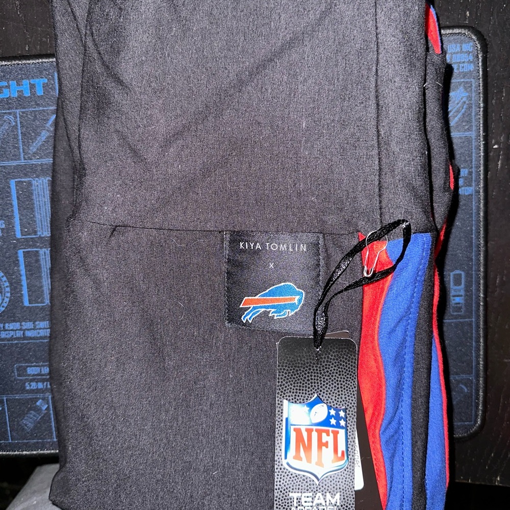 Kiya Tomlin Buffalo Bills joggers